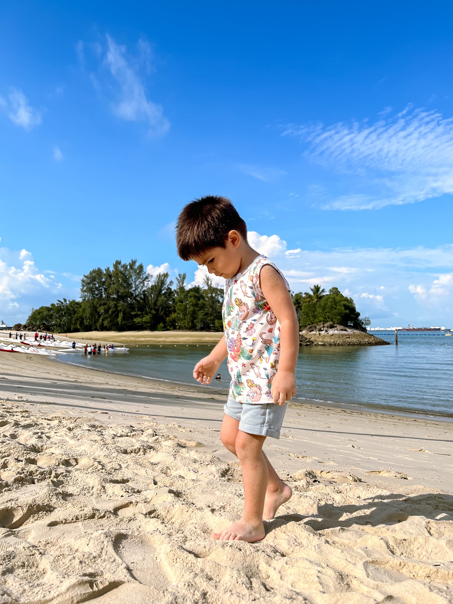 Wild About Singapore! Marine Otter Tank Top