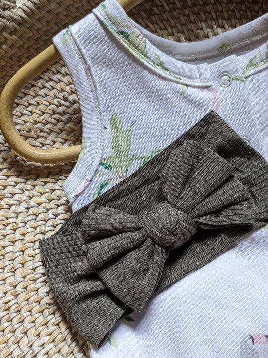 Ribbed Bow Headband in Willow Charcoal