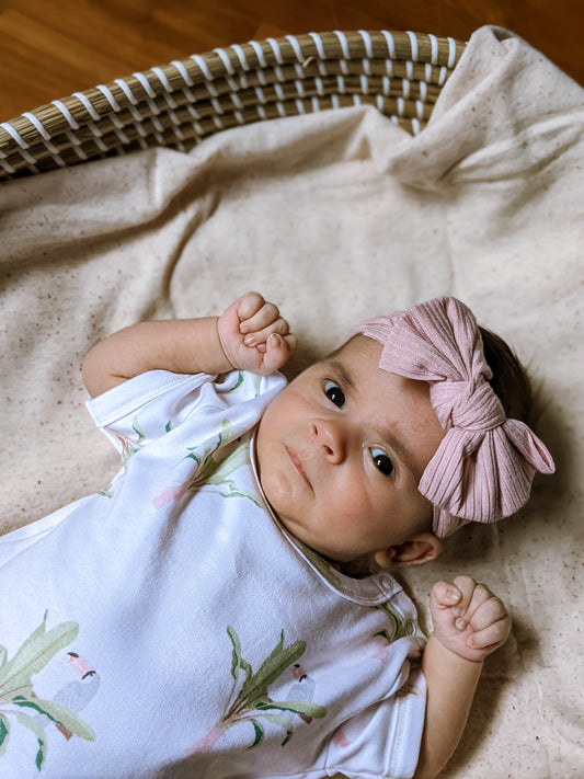 Ribbed Bow Headband in Ballet Slippers