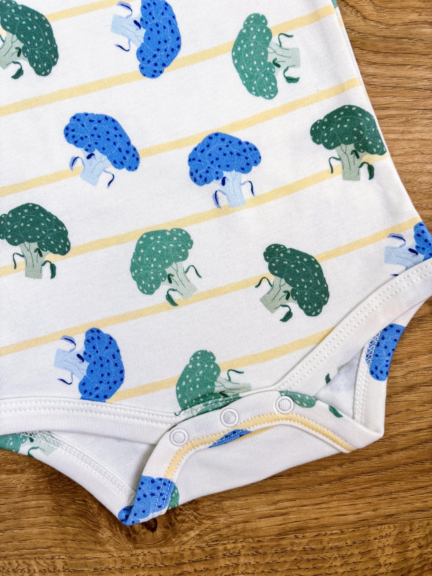 ORGANIC Broccoli Harvest Long-Sleeved Bodysuit