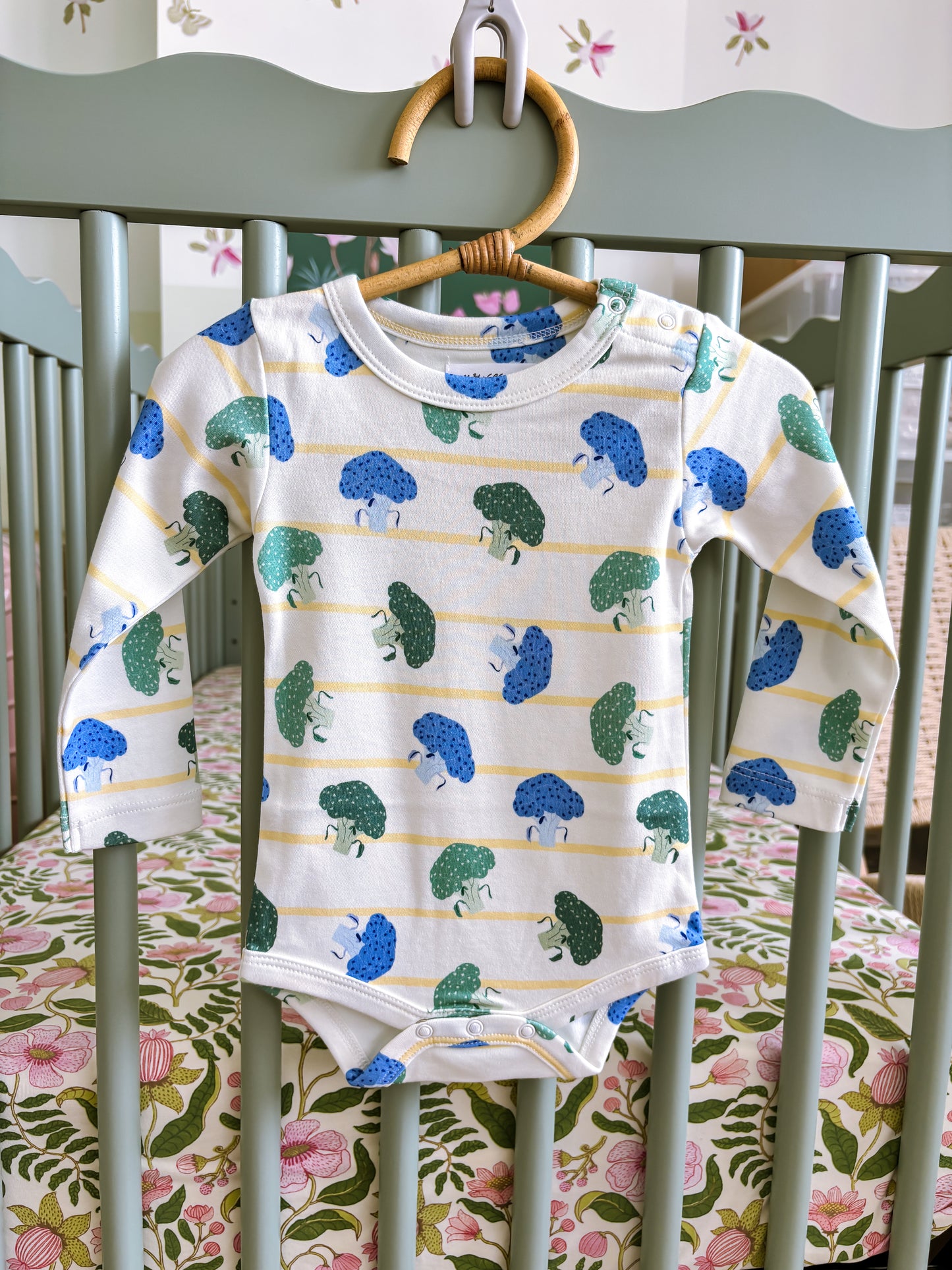 ORGANIC Broccoli Harvest Long-Sleeved Bodysuit